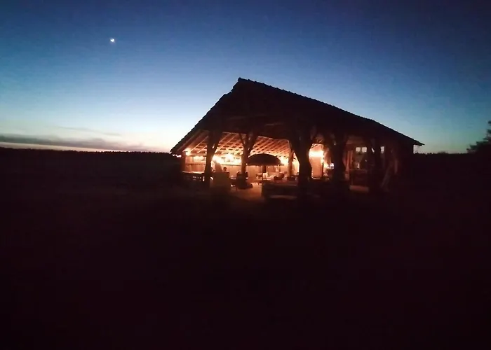 D'hotes 1 - Retro - Un Refuge A Oda ve Kahvaltı Cachen