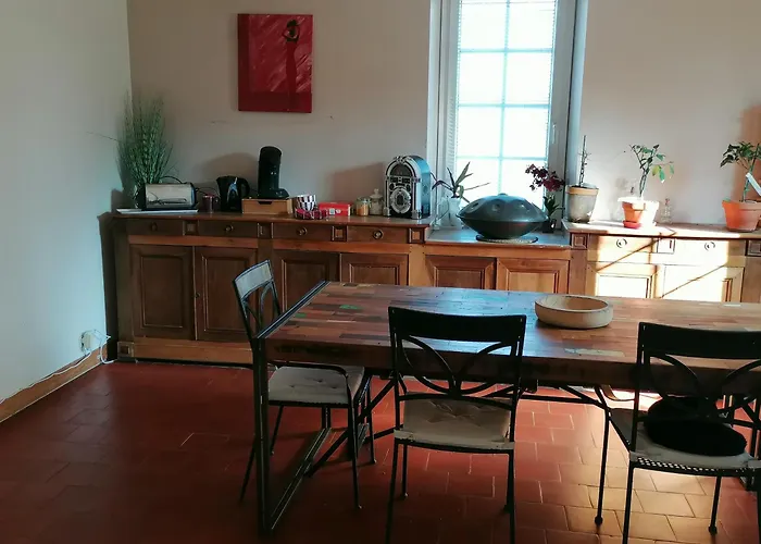 D'hotes 1 - Retro - Un Refuge A Bed & Breakfast 3*